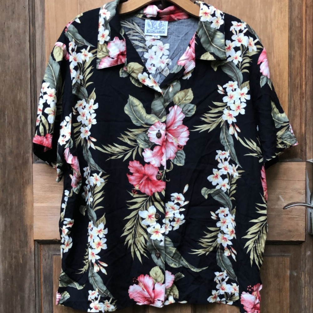 Youth XXL Vintage Floral Hawaiian Shirt